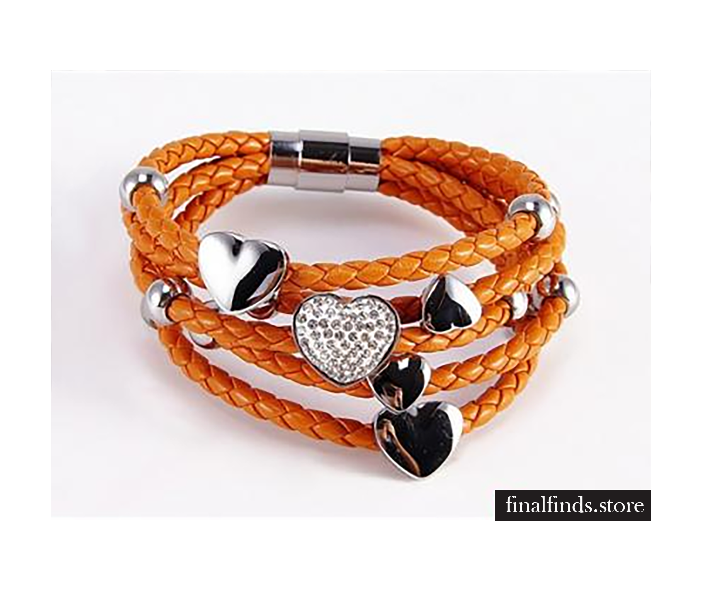 Oranje leren armband met zilveren hartjes. NBNNSB329